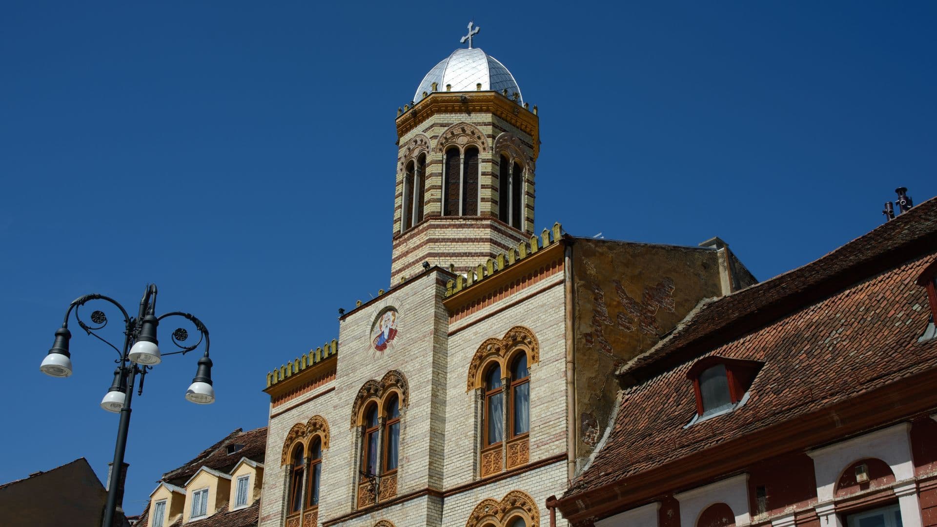 Explore Șchei and the first Romanian School